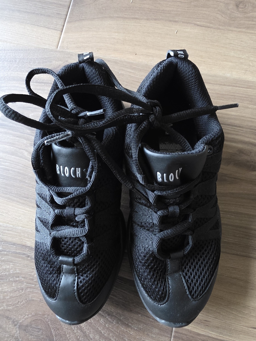 Bloch Criss Cross Dance Sneakers – Kids Size 2 | Black